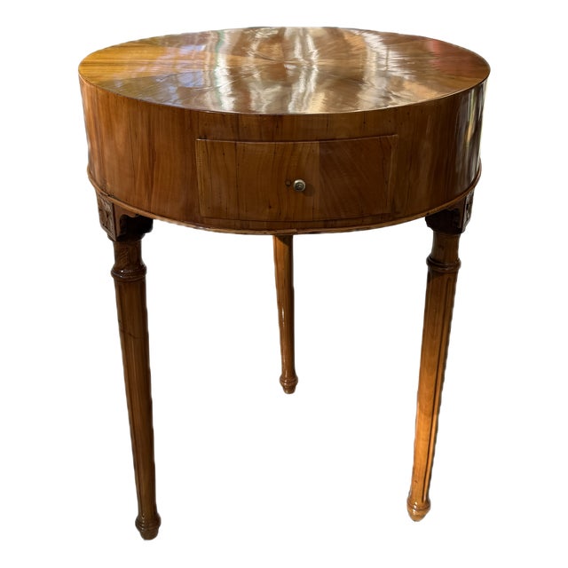 Louis XVI Side Table in Walnut, 1780s For Sale