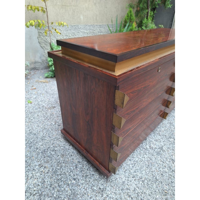Chest of Drawers in Brass and Wood in the style of Carlo De Carli, 1960s For Sale - Image 10 of 17