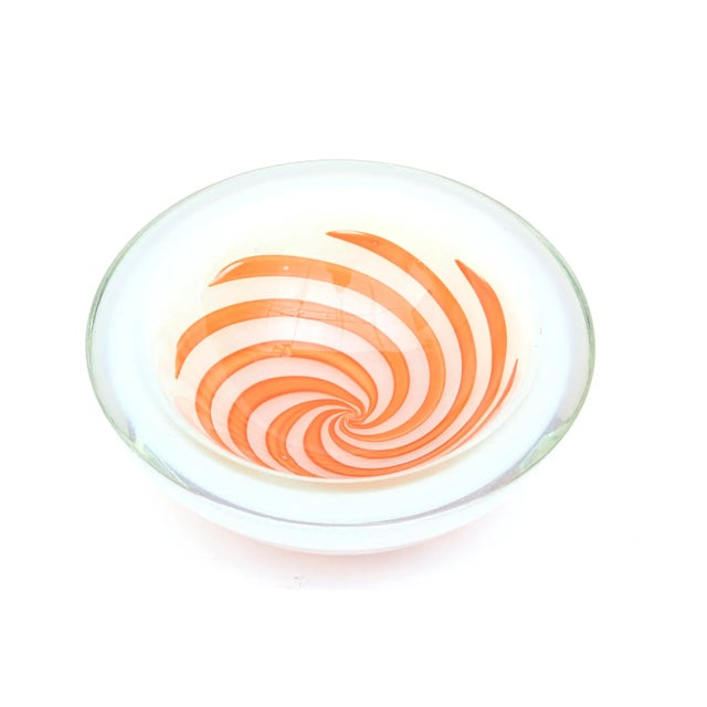 1960's Murano Fratelli Toso White Cased Opalescent Bowl With Orange Optical Swirl Designs For Sale - Image 9 of 9