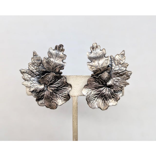 Napier Vintage 1950s Signed Napier Silvertone Leaves Clip Earrings-2 Pieces For Sale - Image 4 of 7