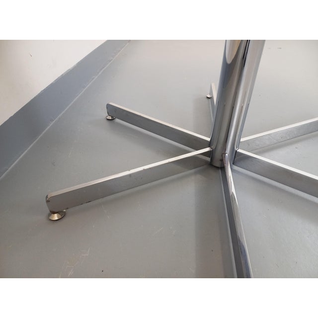 Vintage Round Dining Table in White Marble and Chrome Metal, 1970s For Sale - Image 16 of 17