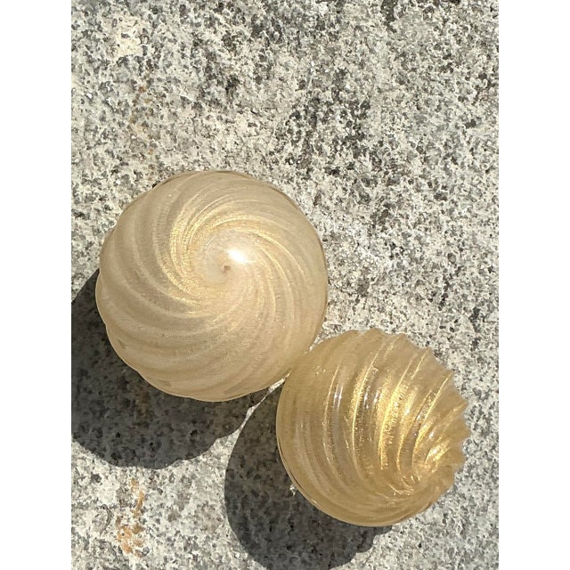 Vintage Regency Swirl Blown Glass Spheres - Set of 2 For Sale In West Palm - Image 6 of 6