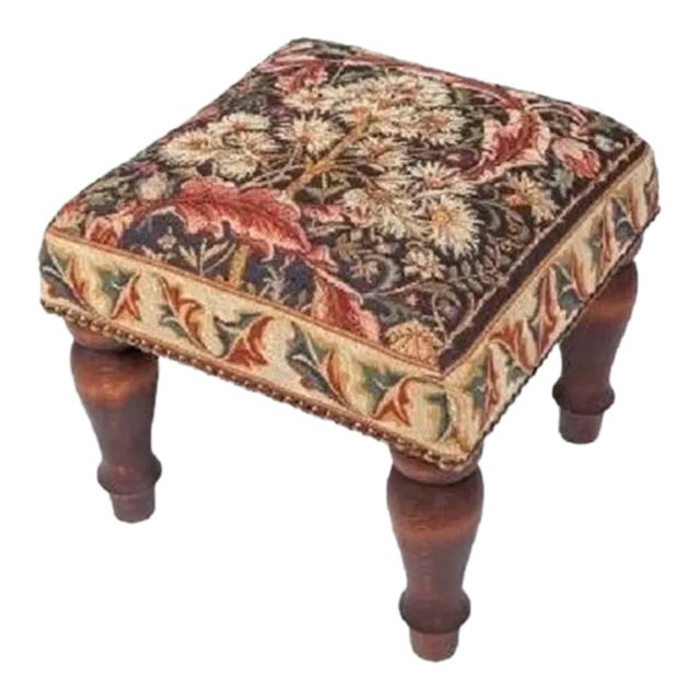 00 Acanthus Medium Stool For Sale