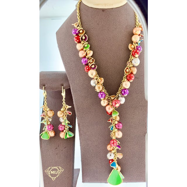 Contemporary 52 Gm 18 Karat Multi-Color Enamel Gold Necklace and Earring Suite Bridal Set For Sale - Image 3 of 18