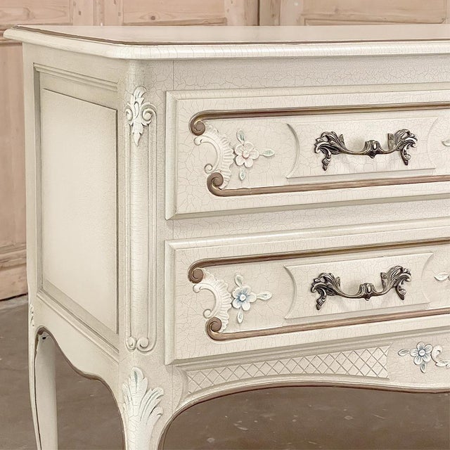 Vintage French Provincial Painted Commode For Sale - Image 10 of 18