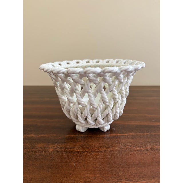 1960s French Country Trompe l'Oeil Porcelain Rope Basket Cachepot For Sale - Image 5 of 7