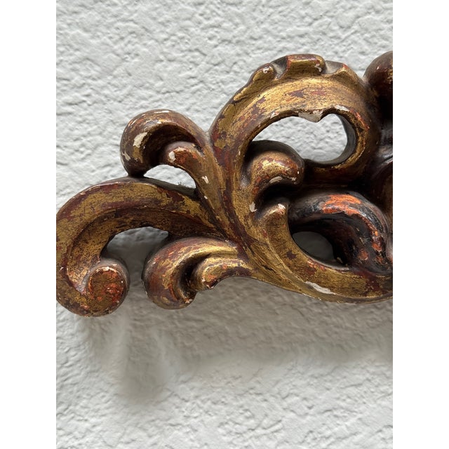 Antique Italian Giltwood Cherub Architectural Fragment – Baroque Wall Ornament For Sale - Image 4 of 6
