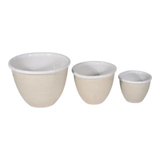 Nest of Three Bennington Potters Mixing Bowls Design Attributed to David Gil C. 1970's For Sale