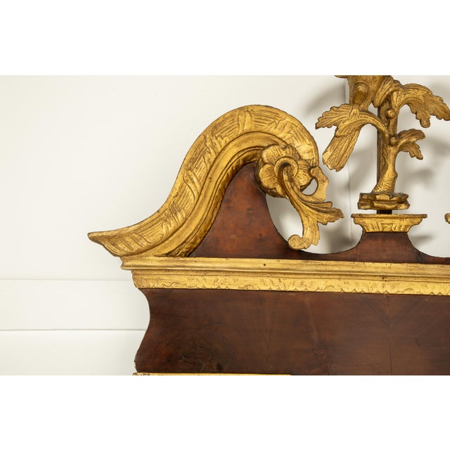 Large Antique English Walnut and Gilt Mirror, 1700s For Sale - Image 10 of 11