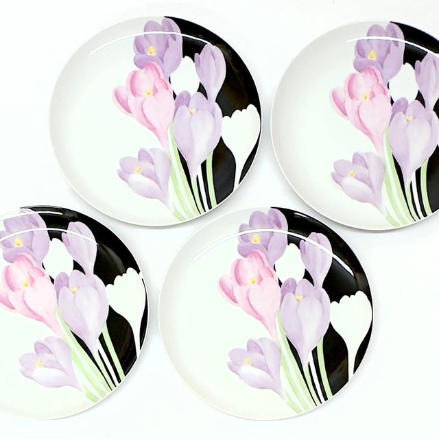 Late 20th Century Mikasa Fine Porcelain 'Vogue' Tulip Plates - Place Settings for 4/Set of 8 For Sale - Image 5 of 12