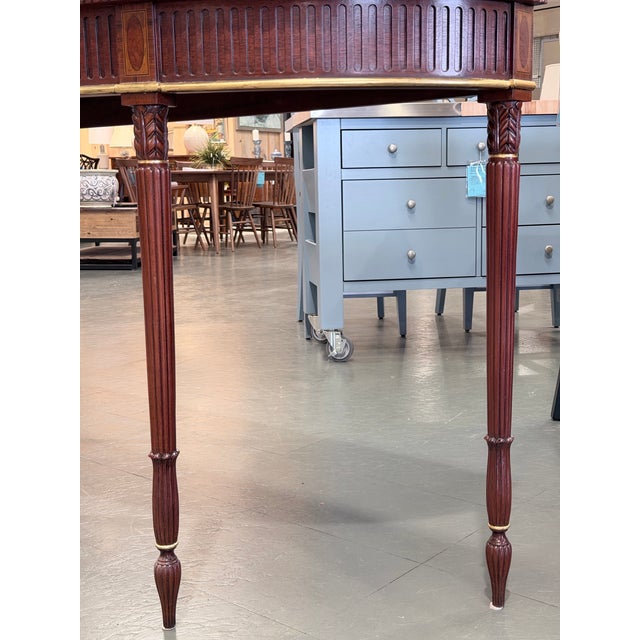 Late 20th Century Stickley John Widdicomb Mahogany Demi-Lune Console Table With Glass Top For Sale In New York - Image 6 of 10