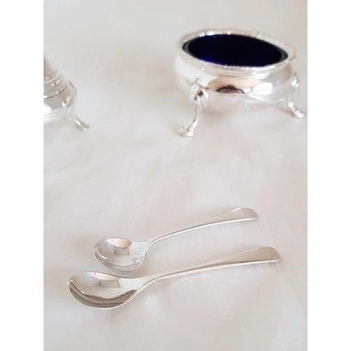 Georgian Sterling Silver Cruet from Edward Barnard & Sons, 1937, Set of 3 For Sale - Image 18 of 18