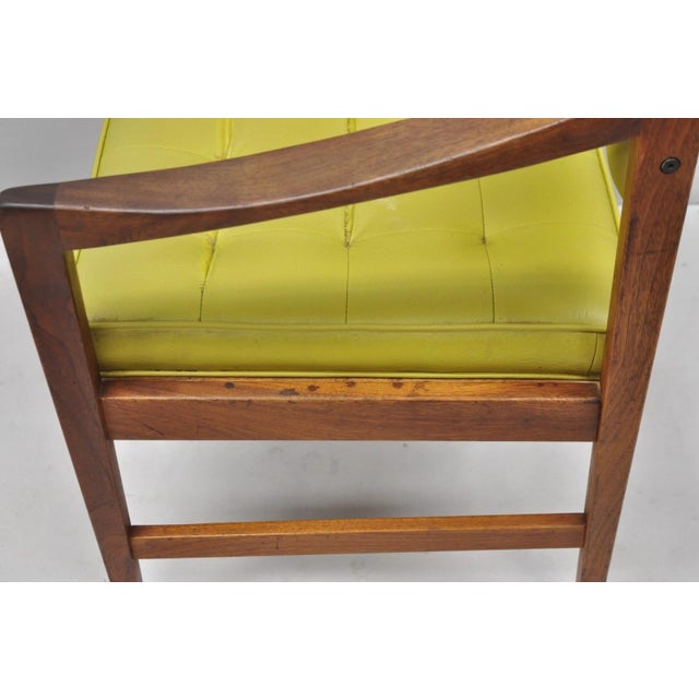 Vintage Ray Zimmerman for Dux Sculpted Walnut Green Vinyl Club Lounge Arm Chair For Sale - Image 17 of 18