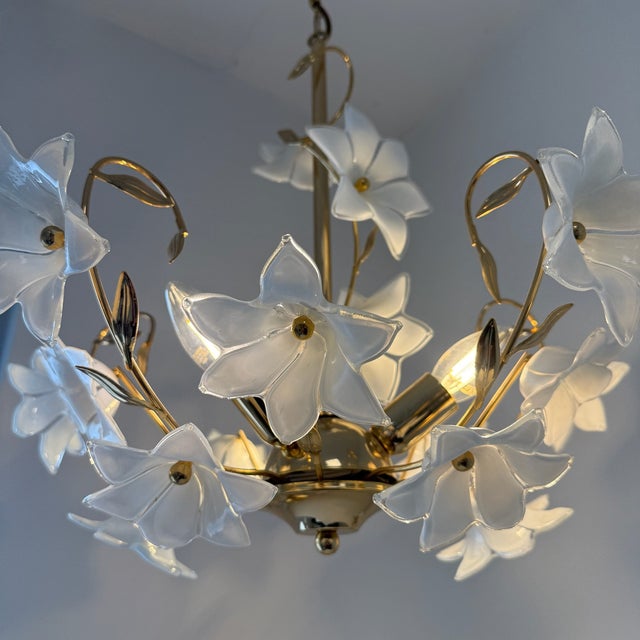 Postmodern Florentine Chandelier and Wall Lamps in Murano Glass and Chrome by Paolo Venini, Italy, 1970s, Set of 3 For Sale - Image 3 of 18