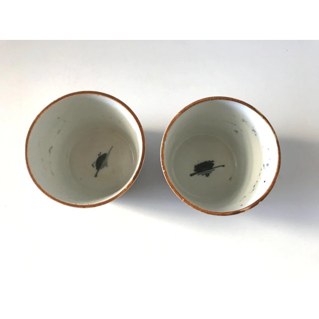 Ceramic 18th Century Antique Edo Period Japanese Soba-Choku (Choko) Blue Underglaze Cups - a Pair For Sale - Image 7 of 9