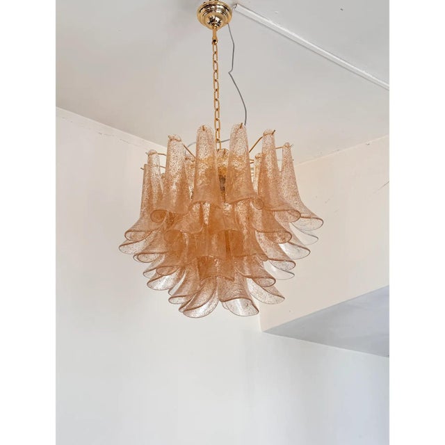 Clear and Gold Petali-Selle Murano Glass Chandelier by Simoeng For Sale - Image 4 of 9
