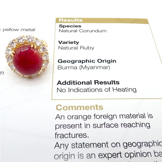 1960s Van Cleef & Arpels Large Cabochon Burmese No Heat Ruby Diamond Gold Ring Gia, Size 6 For Sale - Image 10 of 15