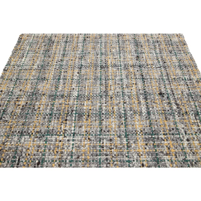 Gray Contemporary Felted Handmade Wool Rug in Gray With Geometric Pattern by Apadana For Sale - Image 8 of 10