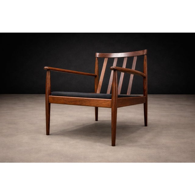 Grete Jalk Armchair in Rosewood & Light Gray Bouclé, Rino Levi, Brazil, 1960s - Lot 704A For Sale - Image 10 of 17