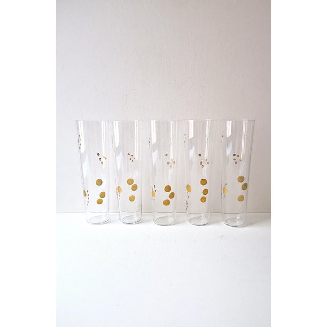 A beautiful set of five (5) highball cocktail glasses with etched design and gold dot detail, in the Midcentury Modern...