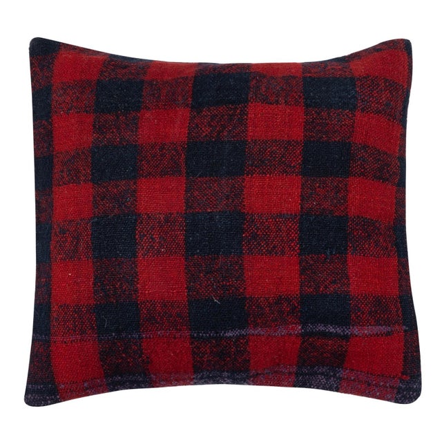 Traditional 20"x20" SET OF 2 - Hand-Woven Kilim Cushion Covers. A pair of Lace Pillow Covers For Sale - Image 3 of 4