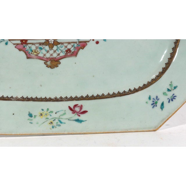 Chinese Export Famille Rose Continental Armorial Marriage Platter Qianlong Period, Circa 1760 For Sale - Image 4 of 7