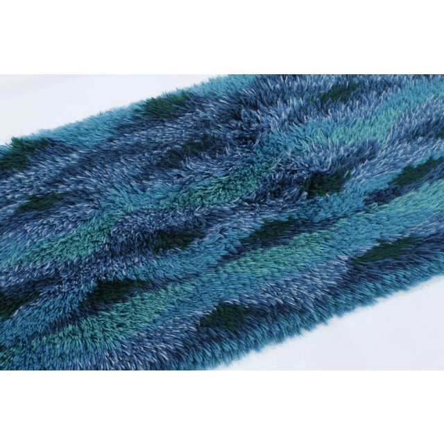 1960s Vintage Swedish Rya Runner With Blue and Turquoise Geometric Pattern - Rug & Kilim For Sale - Image 5 of 9