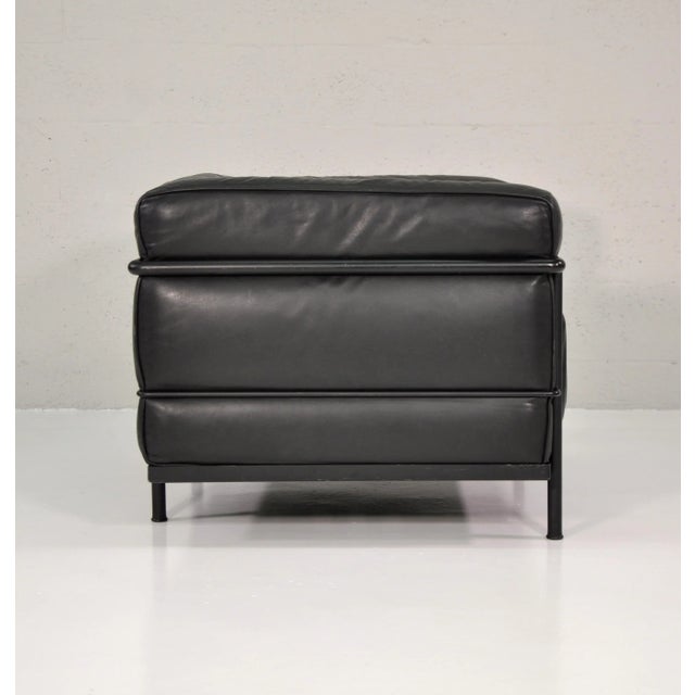 Pair of Early Production 'Lc3' Lounge Chairs by Le Corbusier for Cassina, Signed For Sale - Image 9 of 13