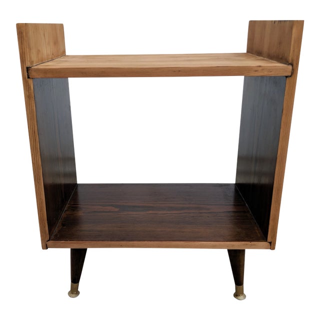 Vintage Mid Century Modern Turntable Record Player and Album Storage Cabinet Side Table For Sale