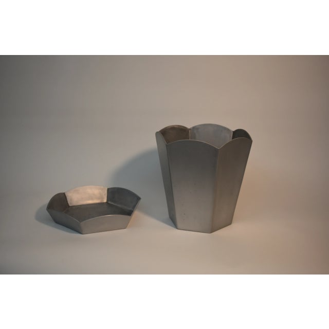 Oblik Studio Aluminum Planter With Drip Tray For Sale - Image 4 of 5