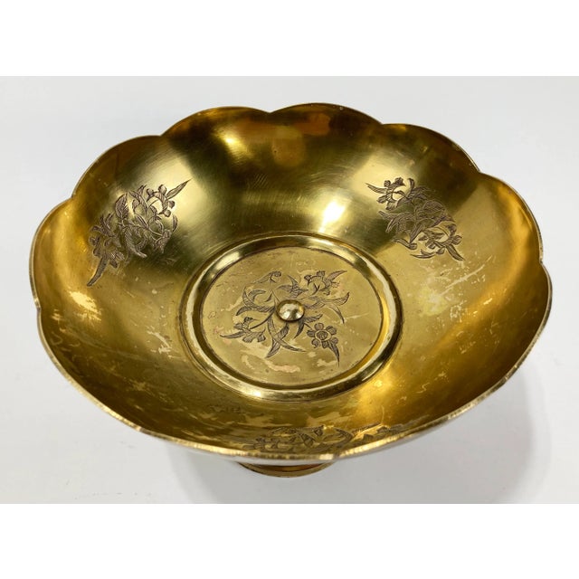 Vintage Scalloped Brass Compote on Pedestal For Sale In Kansas City - Image 6 of 7