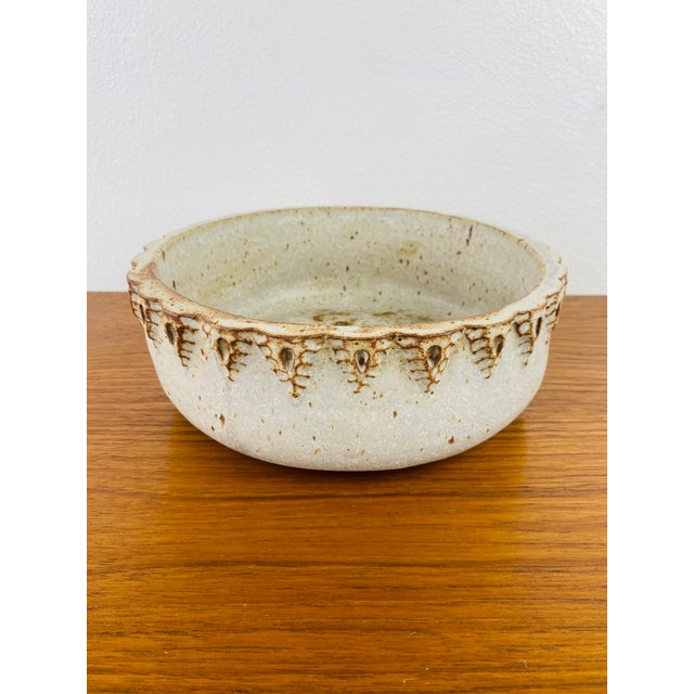 Vintage 1970s Handmade White Stoneware Low Wide Studio Pottery Bowl or Planter For Sale - Image 9 of 9