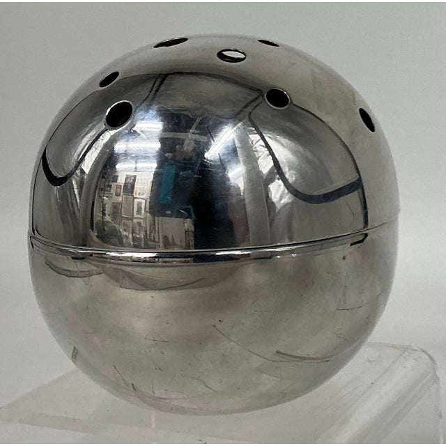 Mid-Century Modern 1950s Vintage Silver Plate “Mars” Flower Vase by Gil Ponti for Cristofle Gallia For Sale - Image 3 of 12