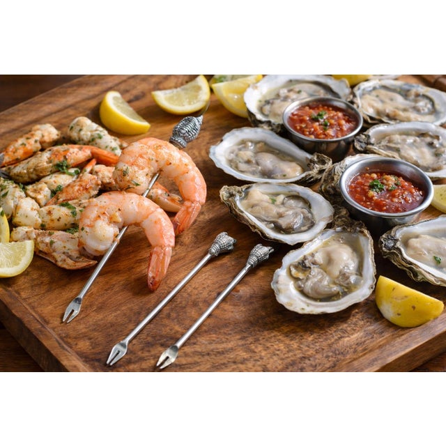 English Vintage Metzke Pewter Shell Cocktail Picks / Charcuterie Set of 6. Barware for Palm Beach Regency, Hollywood Regency, Coastal & British Colonial Decor For Sale - Image 3 of 12