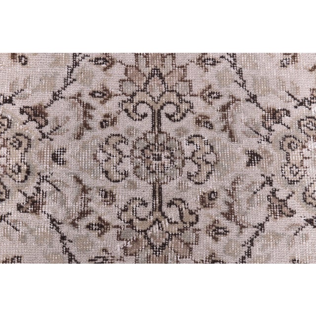 Vintage Turkish Rug, 1960s For Sale - Image 10 of 15