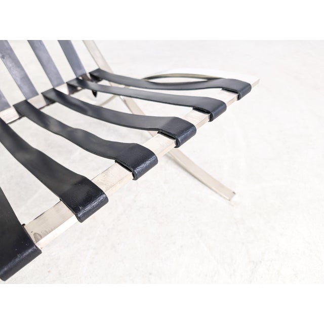 Barcelona Armchair in Black Leather by Mies van der Rohe for Knoll International For Sale - Image 17 of 18
