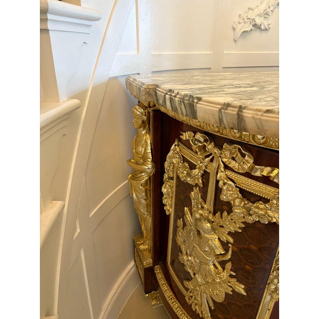 Antique Louis XVI Style of Mahogany, Fruitwood Marquetry & Gilt Bronze Mounted Commodes after the Original by Jean-Henri Riesener, 1900s, Set of 2 For Sale - Image 18 of 18