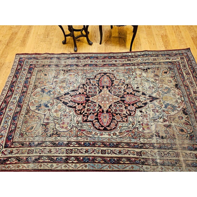 19th Century Persian Kerman Lavar Rug, Hand-Knotted Wool, Floral Pattern, Ivory & Red, 5x8 For Sale In Chicago - Image 6 of 18