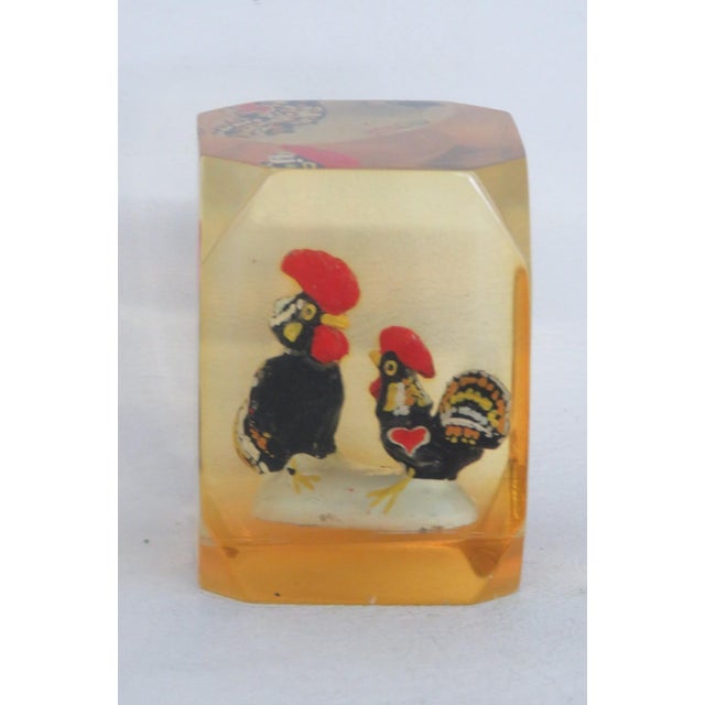 Barcelos Roosters Encased Lucite Souvenir Paperweight Amber Tinted Acrylic 5105b For Sale In Miami - Image 6 of 15