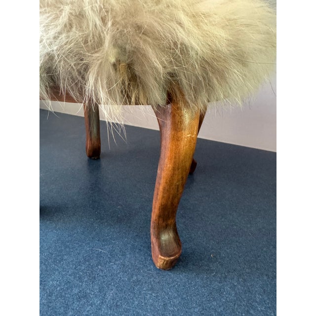 Early 20th Century Antique Queen Anne–Style Footstool With Repurposed Coyote Fur Upholstery For Sale - Image 5 of 6