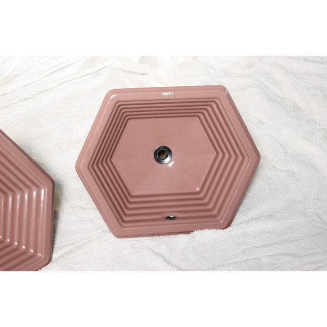Art Deco Pair of Inset Kohler Cast Iron Sinks in a Rose Pink for the Bathroom For Sale - Image 3 of 17