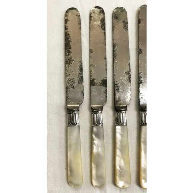 Antique English Mother of Pearl Knives Circa 1890's - Set of 6 For Sale In West Palm - Image 6 of 8