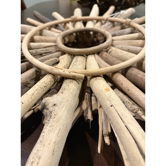 Coastal Driftwood Sunburst Wall Wreath With Seashells & Sea Glass, 21” For Sale In San Diego - Image 6 of 12
