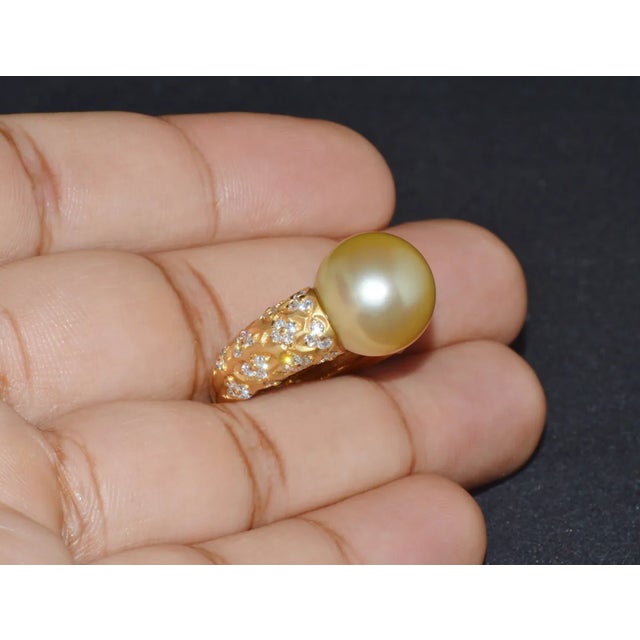 Cream Certified Natural 1.31Cts VS F Diamond 13MM South Sea Pearl 18K Solid Gold Ring, size 6.75 For Sale - Image 8 of 10