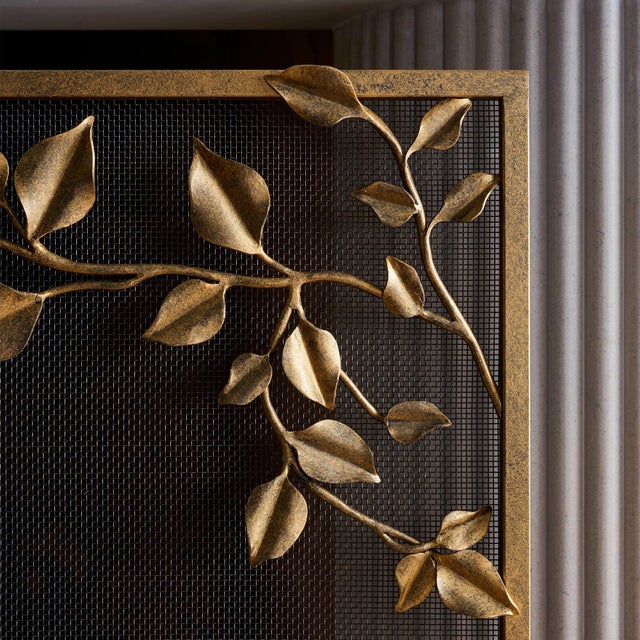 Minimal, refined, and beautifully quiet, the Graceful Leaves Fireplace Screen is a poetic nod to nature’s still moments....