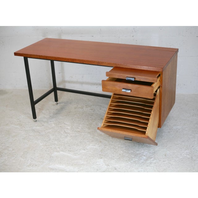 Wood and Steel Desk, France, 1960 For Sale - Image 11 of 18