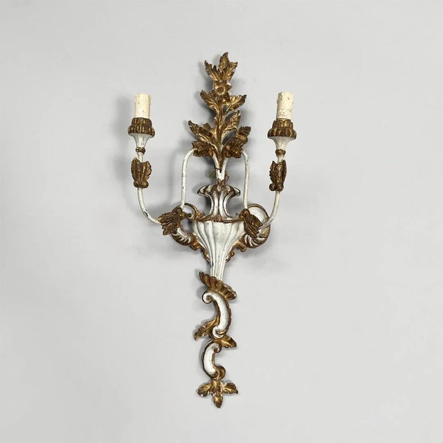 Italian Two-Light Wall Lamps in Wood with Gold Finish, 1700s, Set of 2 For Sale - Image 5 of 18