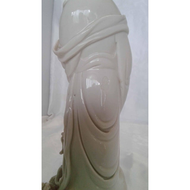 Vintage Dehua Blanc De Chine Porcelain Fish Basket Guanyin Statue For Sale - Image 4 of 8