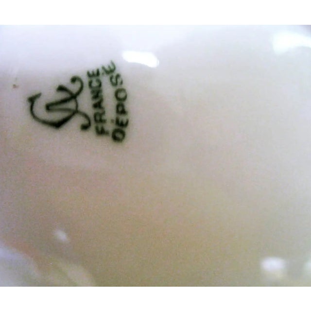 18th Century Limoges France Déposé Hand-Painted Divided Dish With Gold Handle (C. 1891–1914) For Sale In Philadelphia - Image 6 of 11