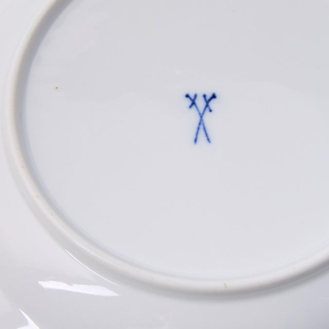 Late 19th Century Meissen Porcelain Dinnerware Service for Twelve People - 121 pcs For Sale - Image 13 of 14